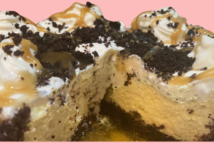Chocolate Lovers - Salted Caramel Drizzle Cheesecake