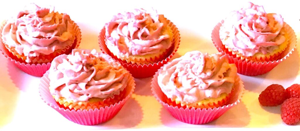 Raspberry Lemon Curd Cupcakes