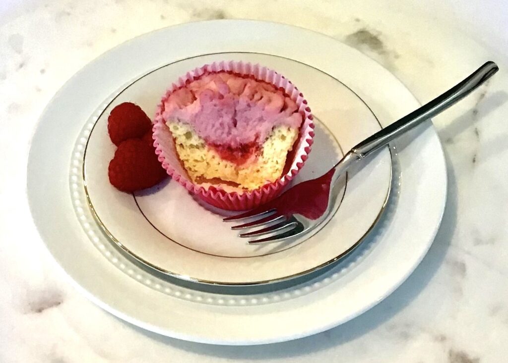 Raspberry Lemon Curd Cupcakes